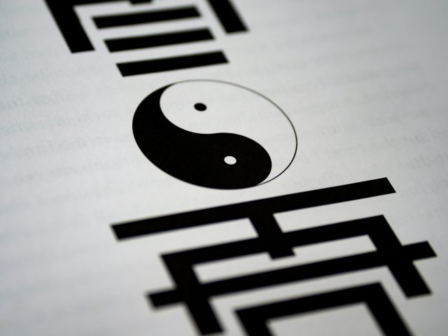 Yin i Yang: znaczenie oraz równowaga dwóch sił we wszechświecie